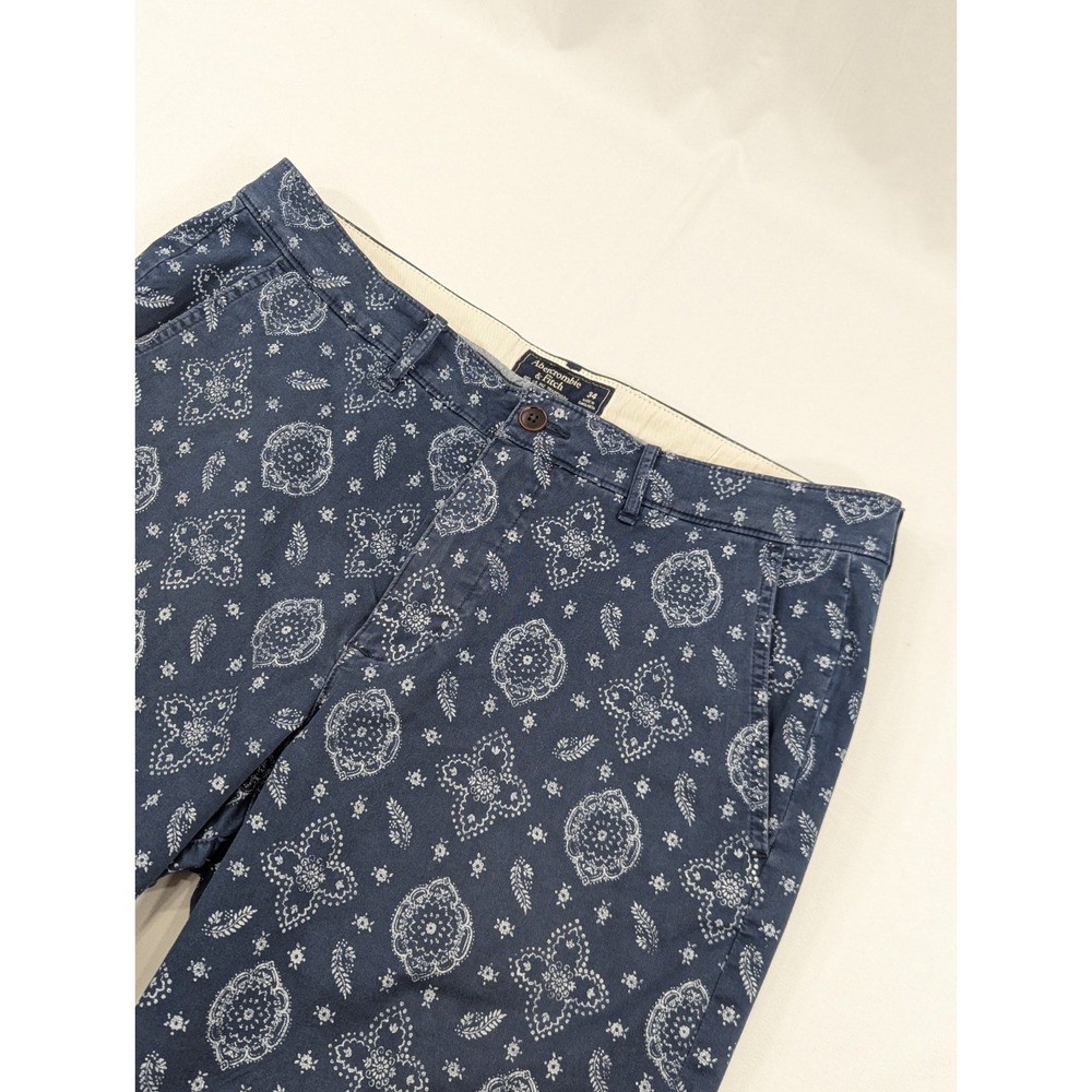 Abercrombie & Fitch Shorts Mens 34" Blue Paisley Print Drawstring Flat Front